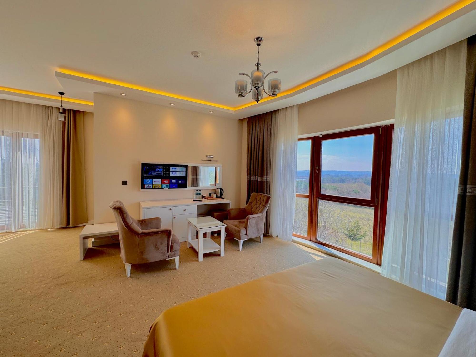 Hotel Roof & Durusu
