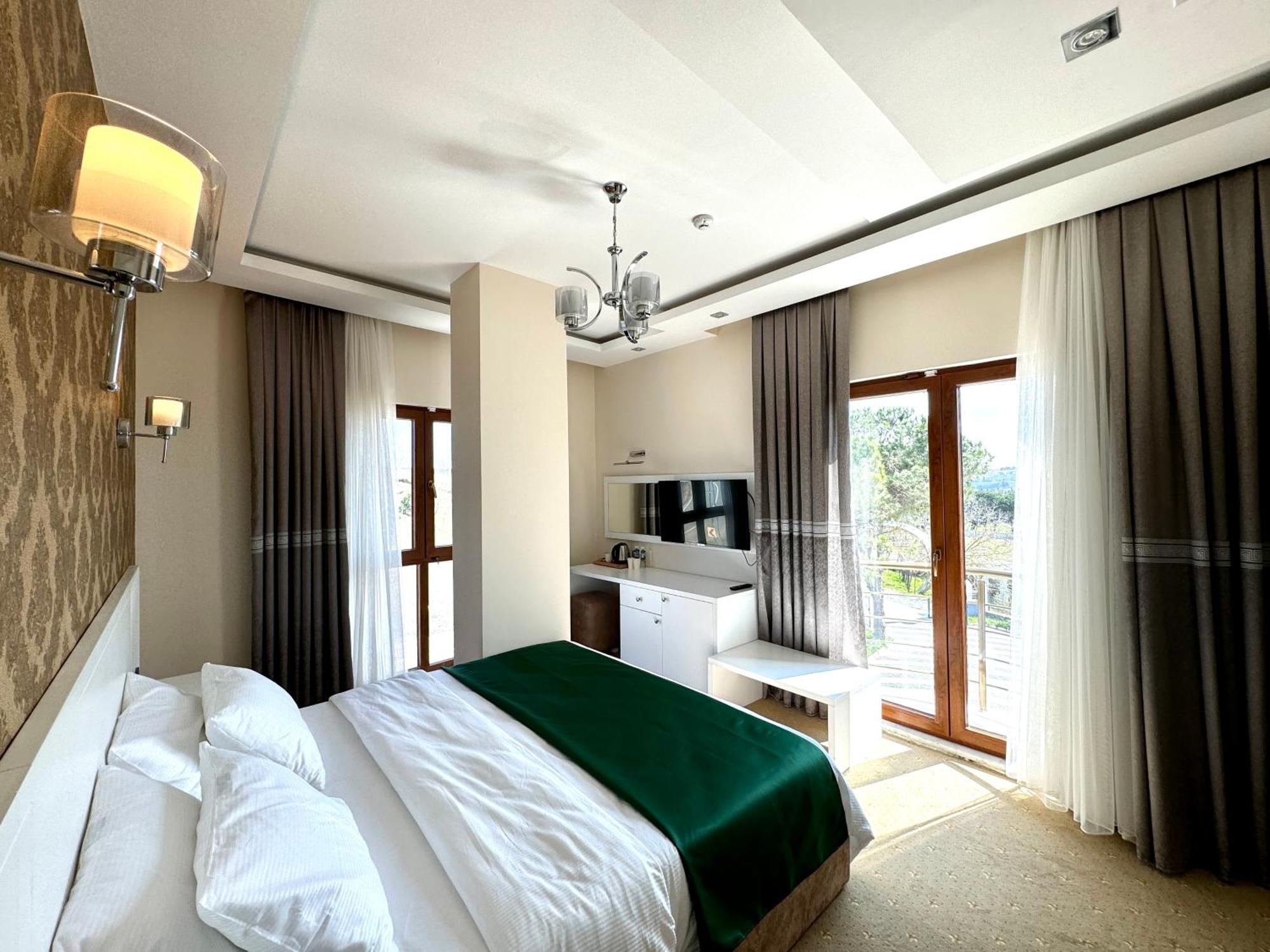 Hotel Roof & Durusu